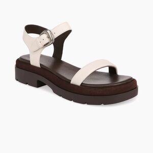 Vince Heloise Leather Easy Comfort Sandals - size 9  P0116